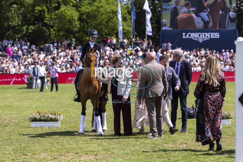 dressage PrizeGiving_Hamburg_20240512_SS350523.jpg